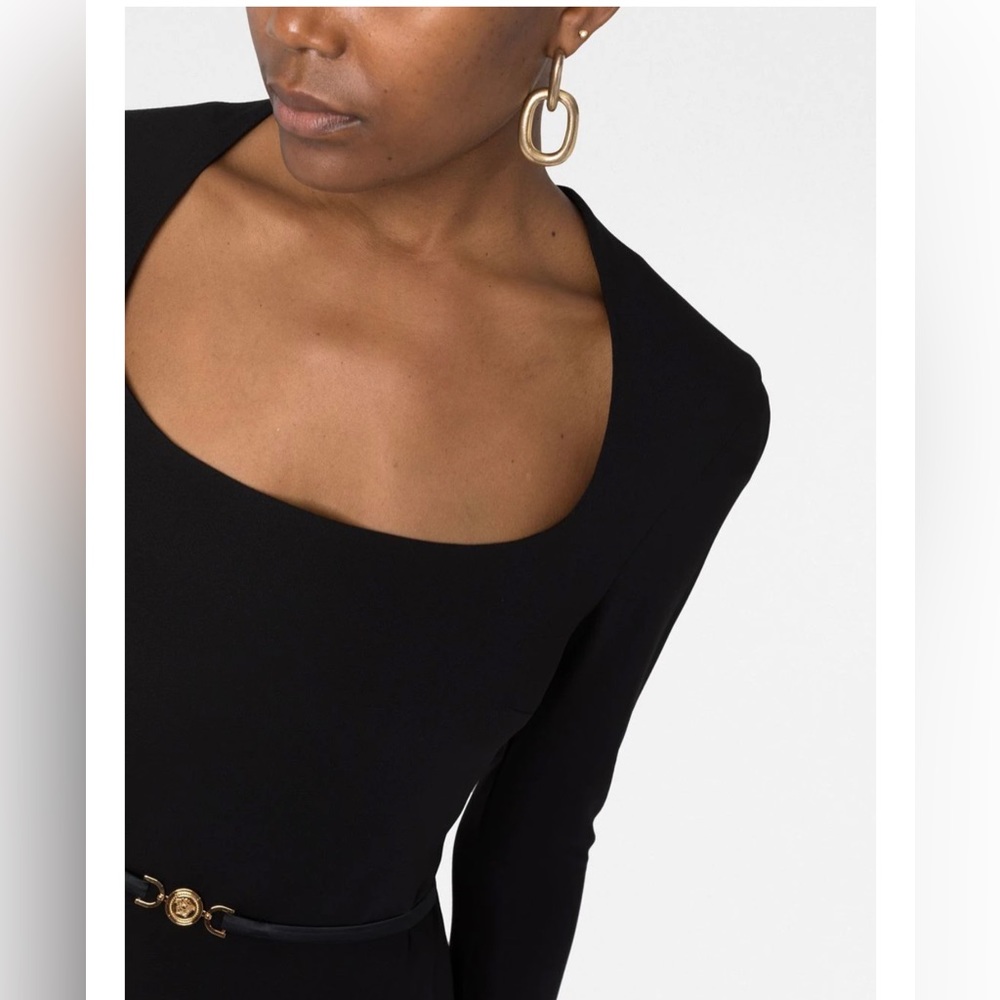 ❌SOLD❤️Versace elegant evening dress with Medusa belt NWT - Picture 6 of 8